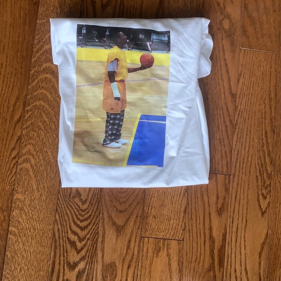 Kobe tee - Picture 3 of 4